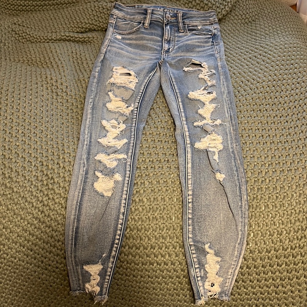American Eagle.. next level stretch hi-rise jeggings, short.